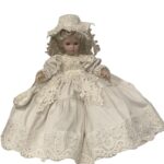 Art 1000 Bambola in porcellana