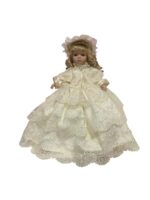 Art 1003 Bambola in porcellana