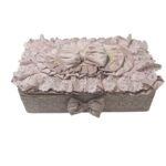 Art 1115 Baule in legno foderato in velluto