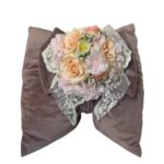 Art 1141Cuscino velluto mod. fiocco
