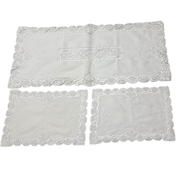 Art 1225 Tris centri in lino bianchi