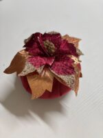 Art 1352 Puffo in velluto rosso - immagine 2