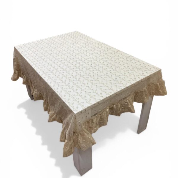 Art 1468 Tovaglia in pizzo crema